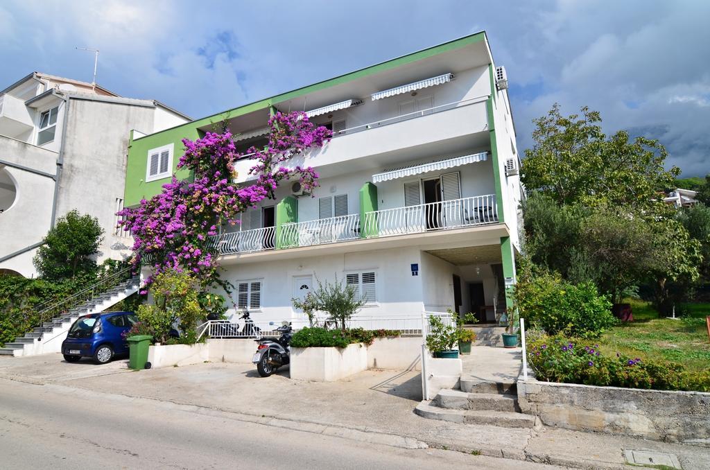 Apartments Sonja Tučepi Екстериор снимка