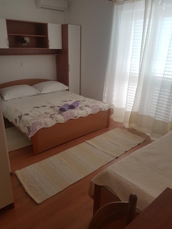Apartments Sonja Tučepi Екстериор снимка